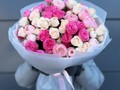 15 веток кустовых роз микс