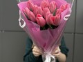 15 розовых тюльпанов