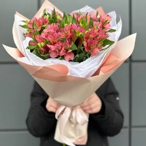 Букет с Альстромерией 3 (11 шт.)