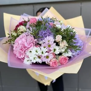 Букет цветов 28