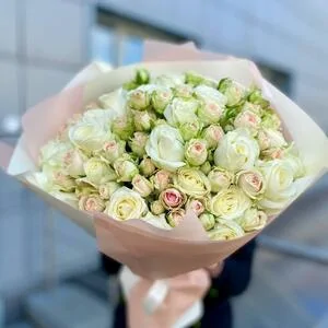 Букет цветов 63