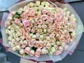 51 ветка кустовых роз Кристи (Kristine)
