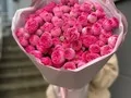 15 веток кустовых роз Жизель (Giselle)
