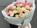 11 веток микс кустовых роз
