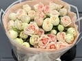 7 веток кустовых роз Кристи (Kristine)