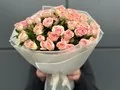 7 веток кустовых роз Азор (Azore)