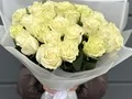 Букет 33 розы Мондиаль (Mondial)