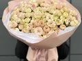 35 веток кустовых роз Свит Жизель (Sweet Giselle)